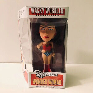 DC Universe Funko Wonder Women Wacky  Wobbler Bobble Head